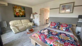 Goeland 3, climatisé, wifi, balcons petite vue mer latérale au 3 eme étage sans ascenseur